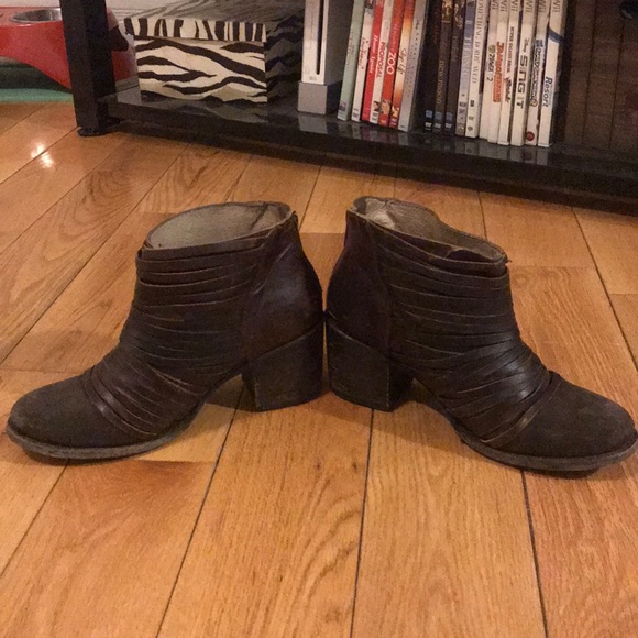 Freebird Cain Size 8. MAKE AN OFFER. - Picture 5 of 8